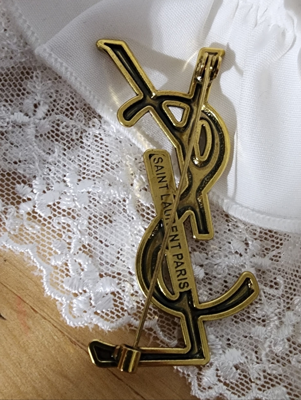 Yves Saint Laurent Gold-Tone Interlocking Logo Brooch - Picture 2 of 4